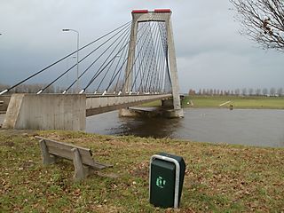 Maasbrug bij WijkenAalburg2